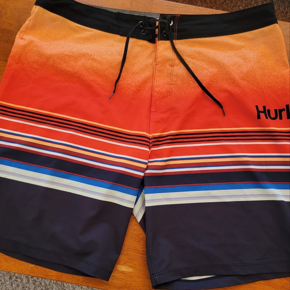 Hurley Phantom board shorts 🏄‍♂️